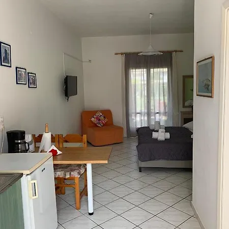 Apartment Eleftheria And Acharavi (Corfu)